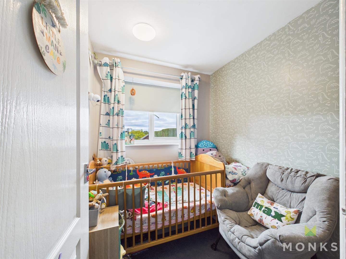 8 Martins Field, Oswestry, SY10 9EP For Sale